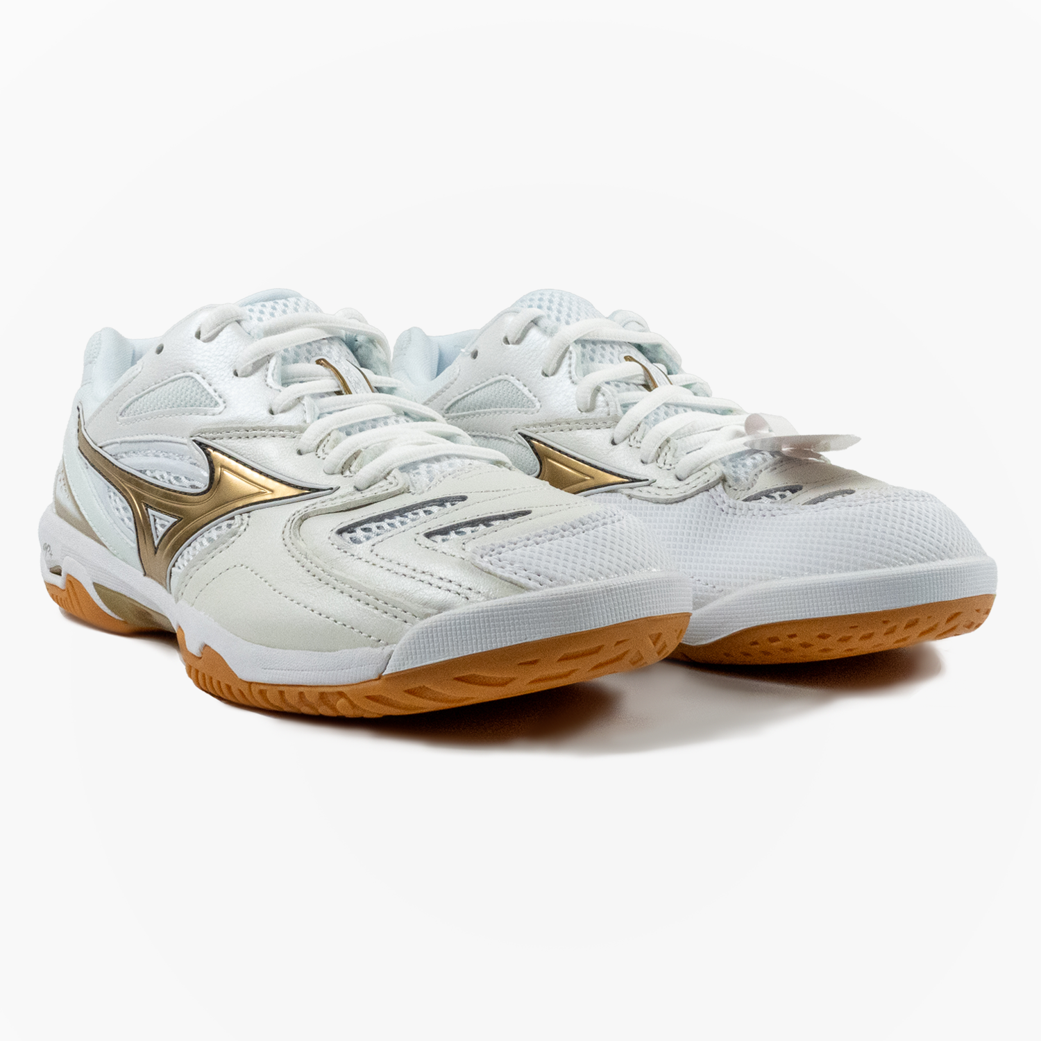 Mizuno Wave Fang Pro (White/Gold) - JoyBadminton Mizuno Wave Fang Pro (White/Gold) - JoyBadminton