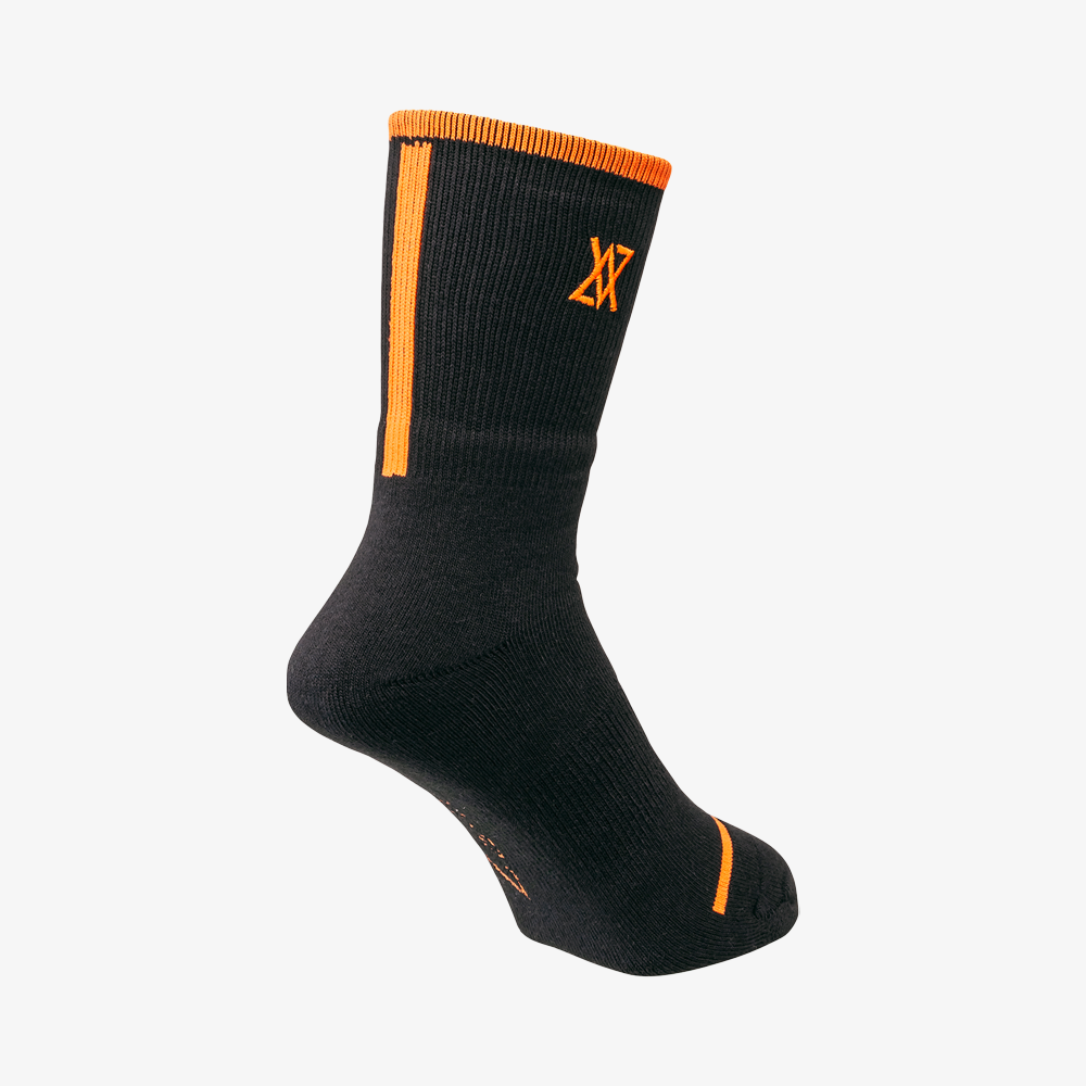 Yonex x Viktor Axelsen Women's Sport Crew Socks 19248BK (Black) S Yonex x Viktor Axelsen Women's Sport Crew Socks 19248BK (Black) S