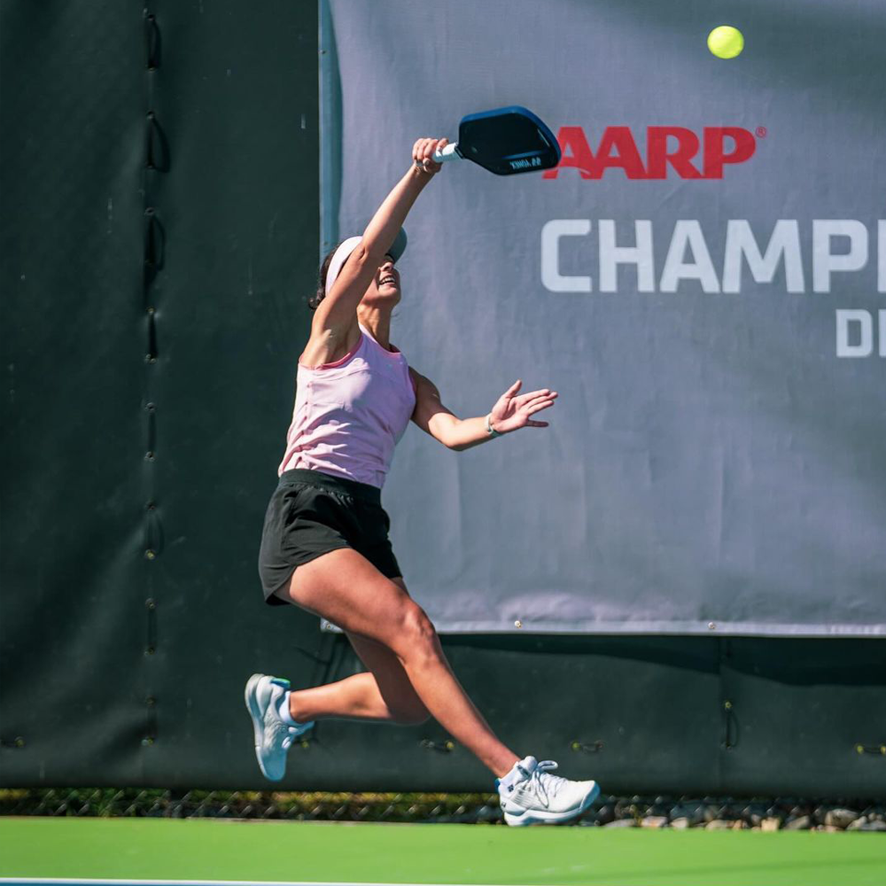 Yonex Vcore Midweight Pickleball Paddle (Black) 2024 