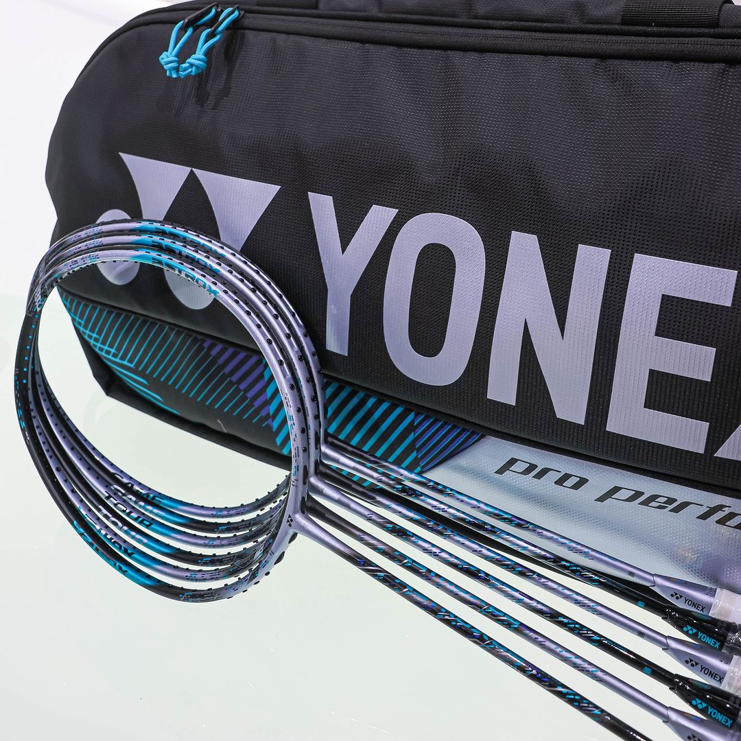 Yonex  BAG92431WBKS (Black/Silver) 6pk Pro Tournament Badminton Tennis Racket Bag 