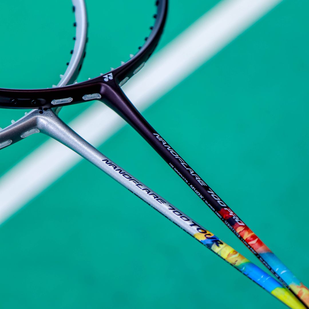 Yonex Nanoflare 700 Game (Silver/Sky Blue)