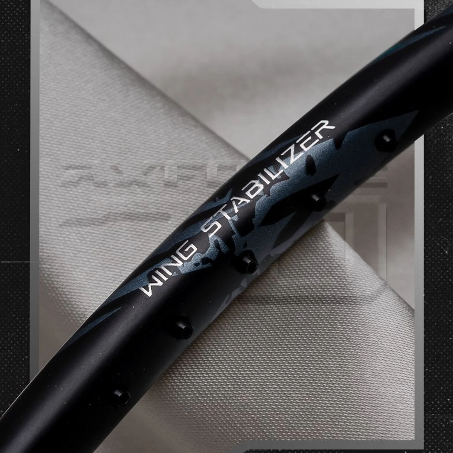 Li-Ning Axforce 70 (Black/Silver) | Shop Now | Official Li-Ning Li-Ning Axforce 70 (Black/Silver) | Shop Now | Official Li-Ning