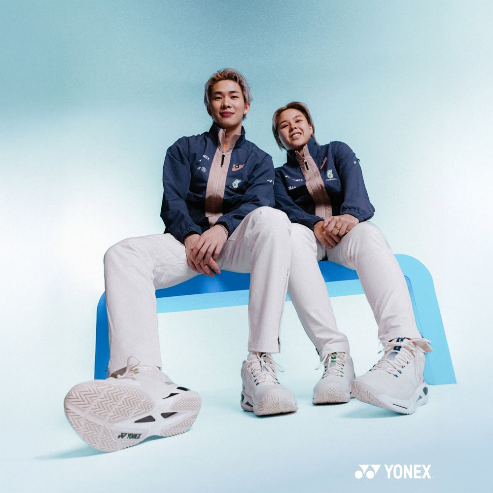 Yonex GRPHT THRTTL Men's Shoe (Natural) (PRE-ORDER)