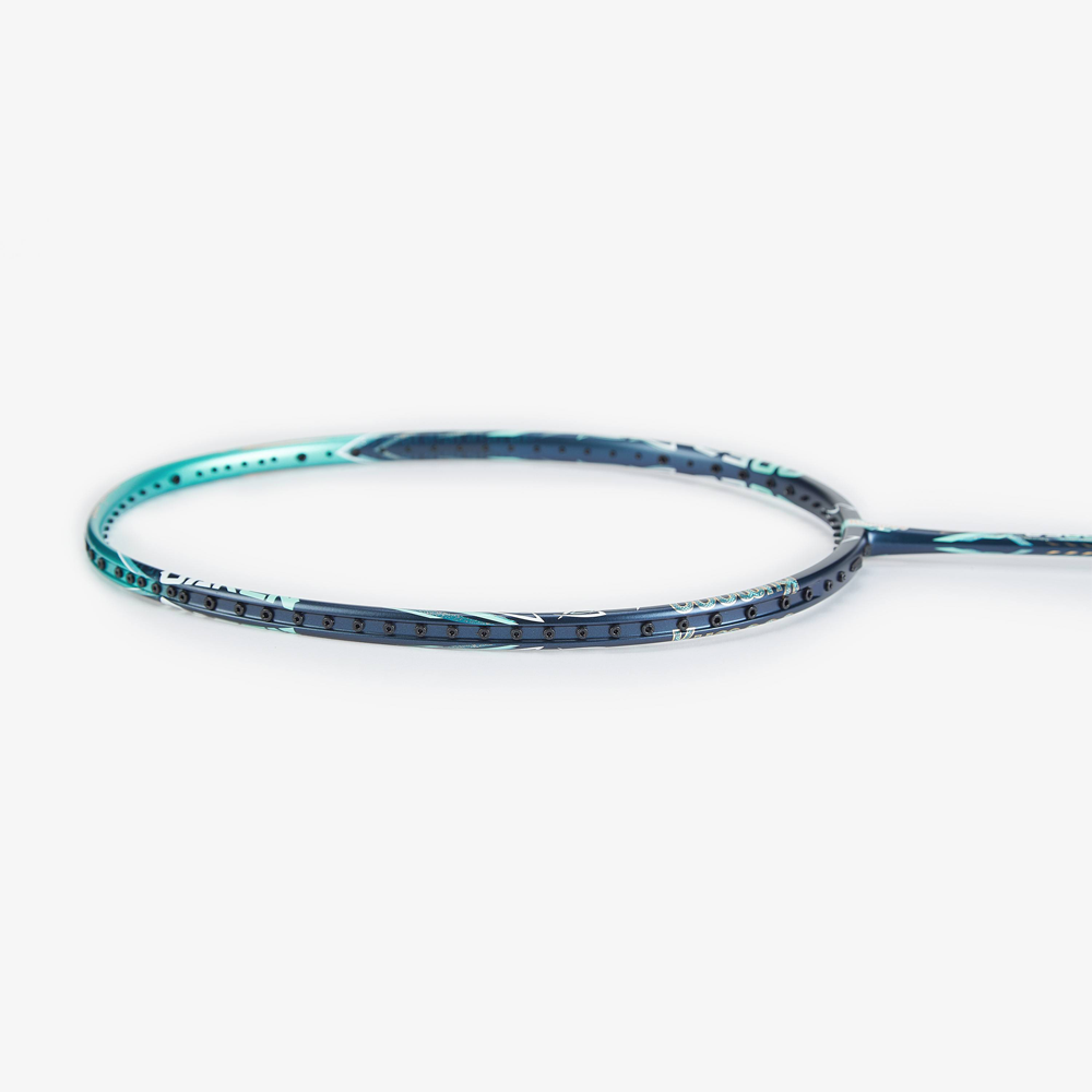 Kumpoo 2300 Daren II Badminton Racket (Blue) (730)