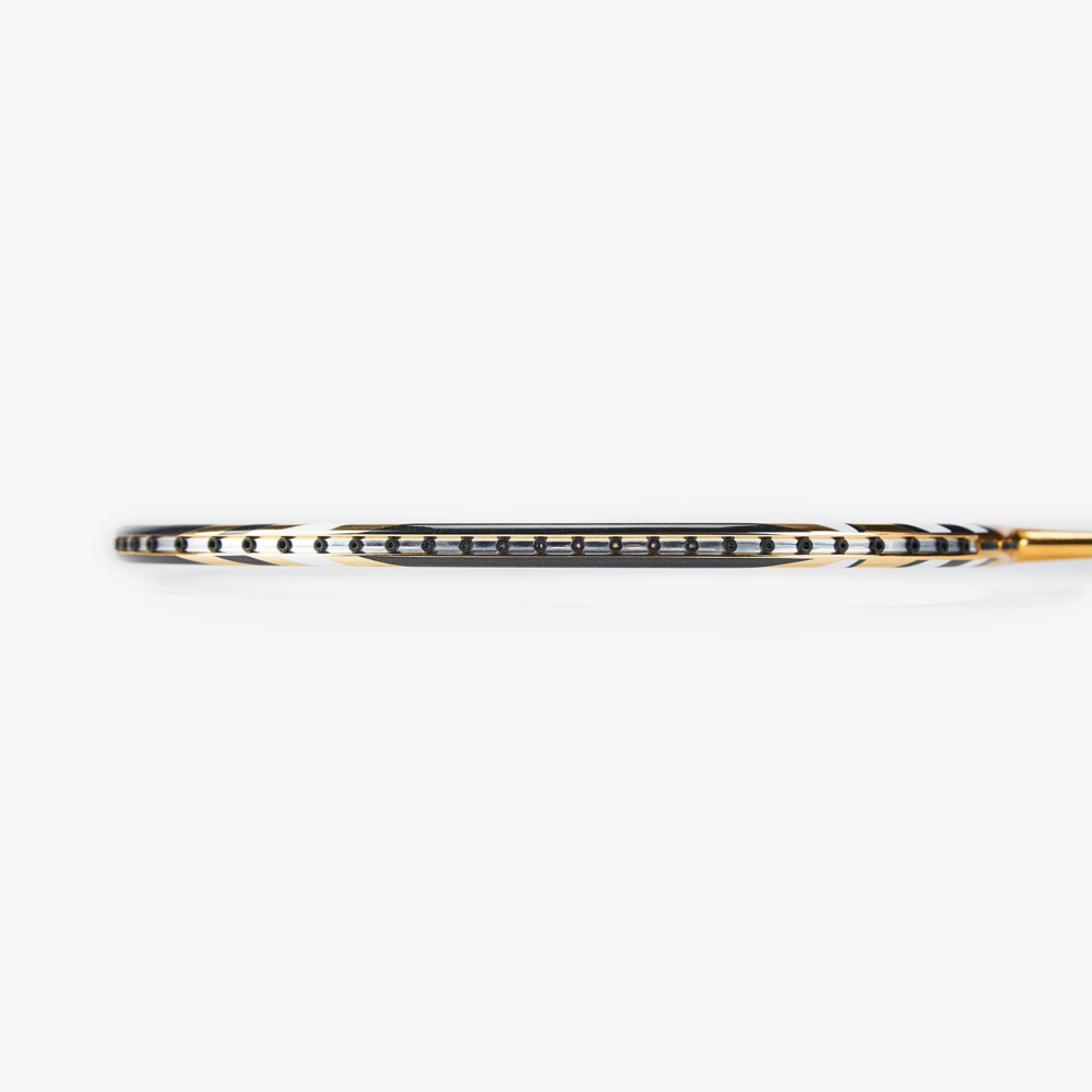 Kumpoo 2900 II Badminton Racket (Gold)
