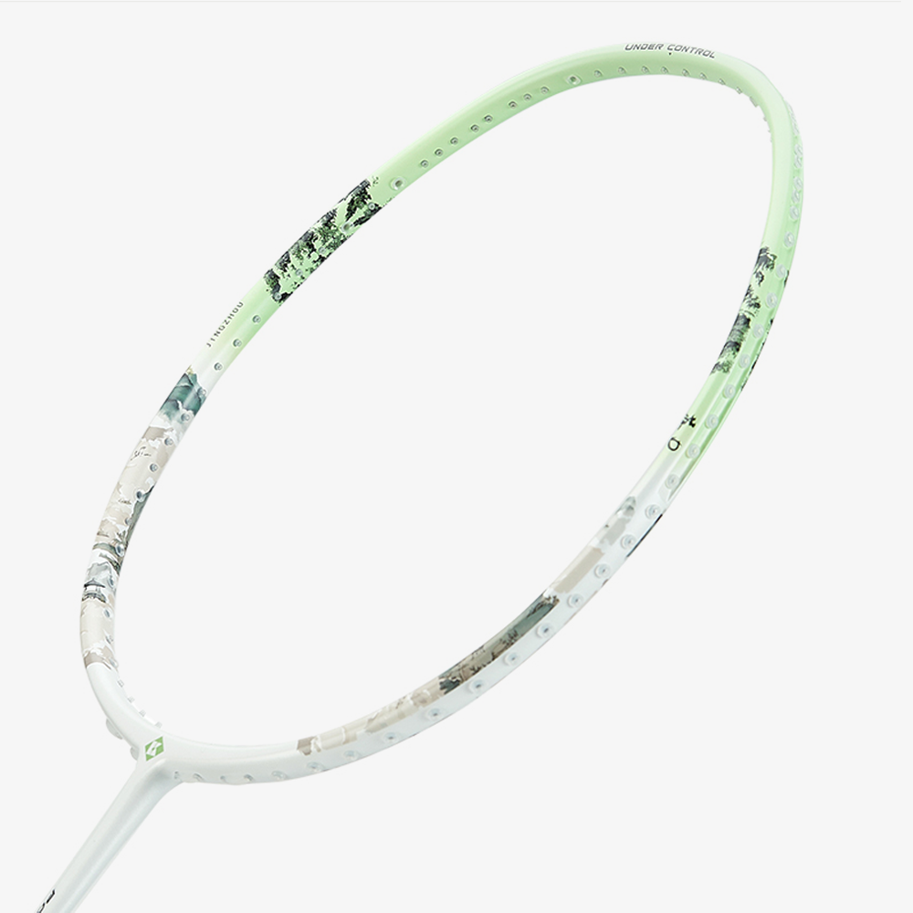 Kumpoo Jingzhou Badminton Racket (Light Green) (041)