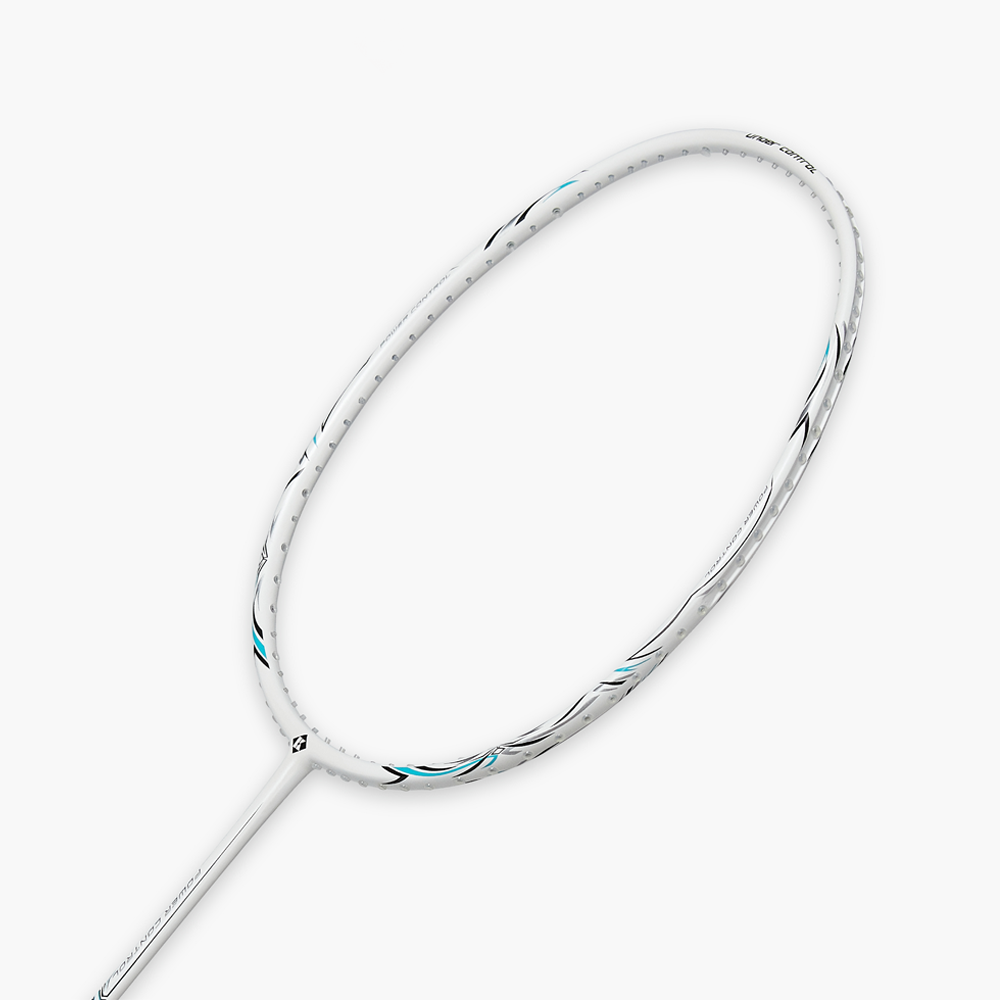 Kumpoo K520 Pro Badminton Racket (White) (137)