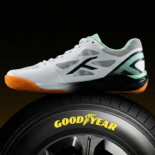Hundred Phenom (White/Dark Grey/Light Green) 2026 - PREORDER