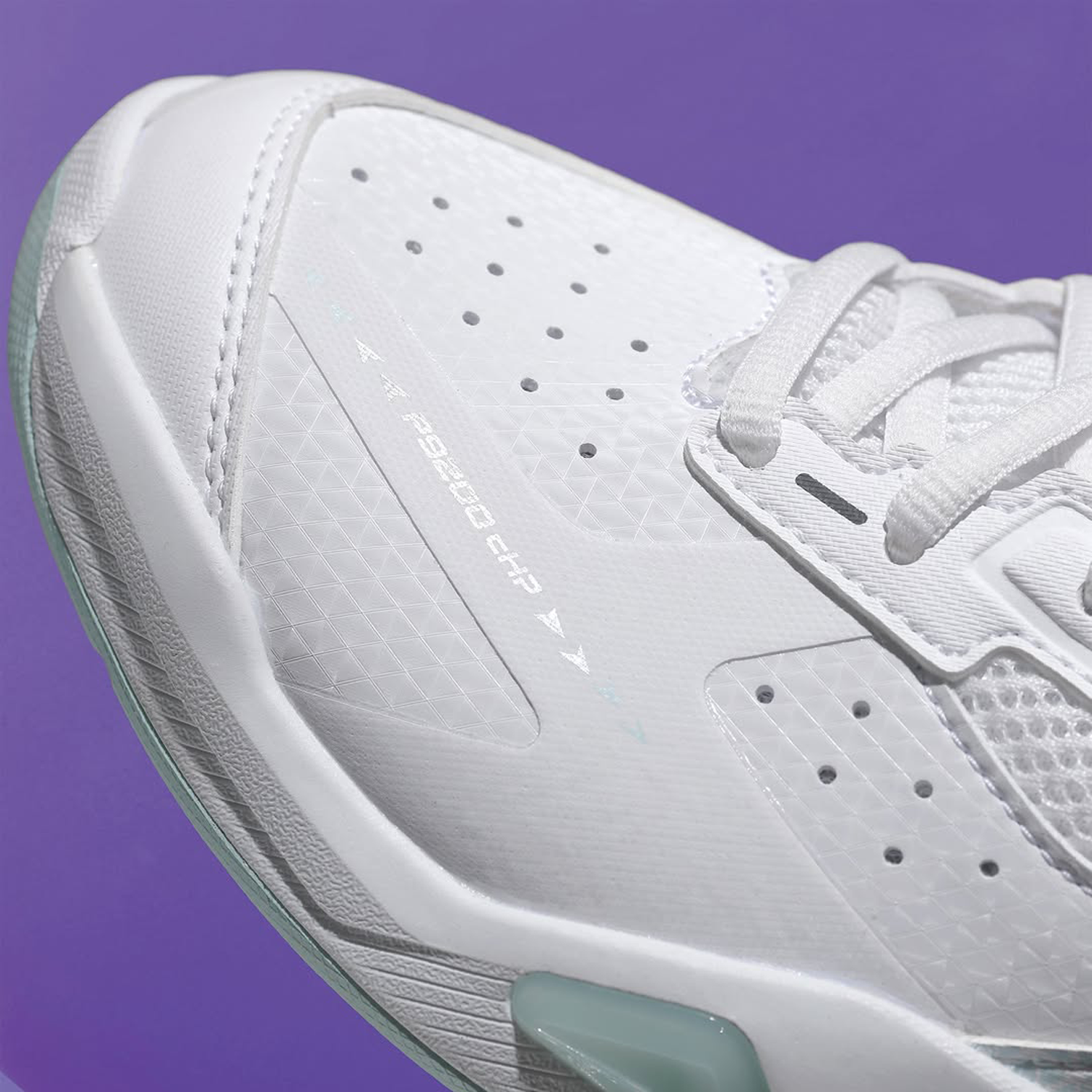 Victor P9200cHP Court Shoe (Bright White/Icy Morn)