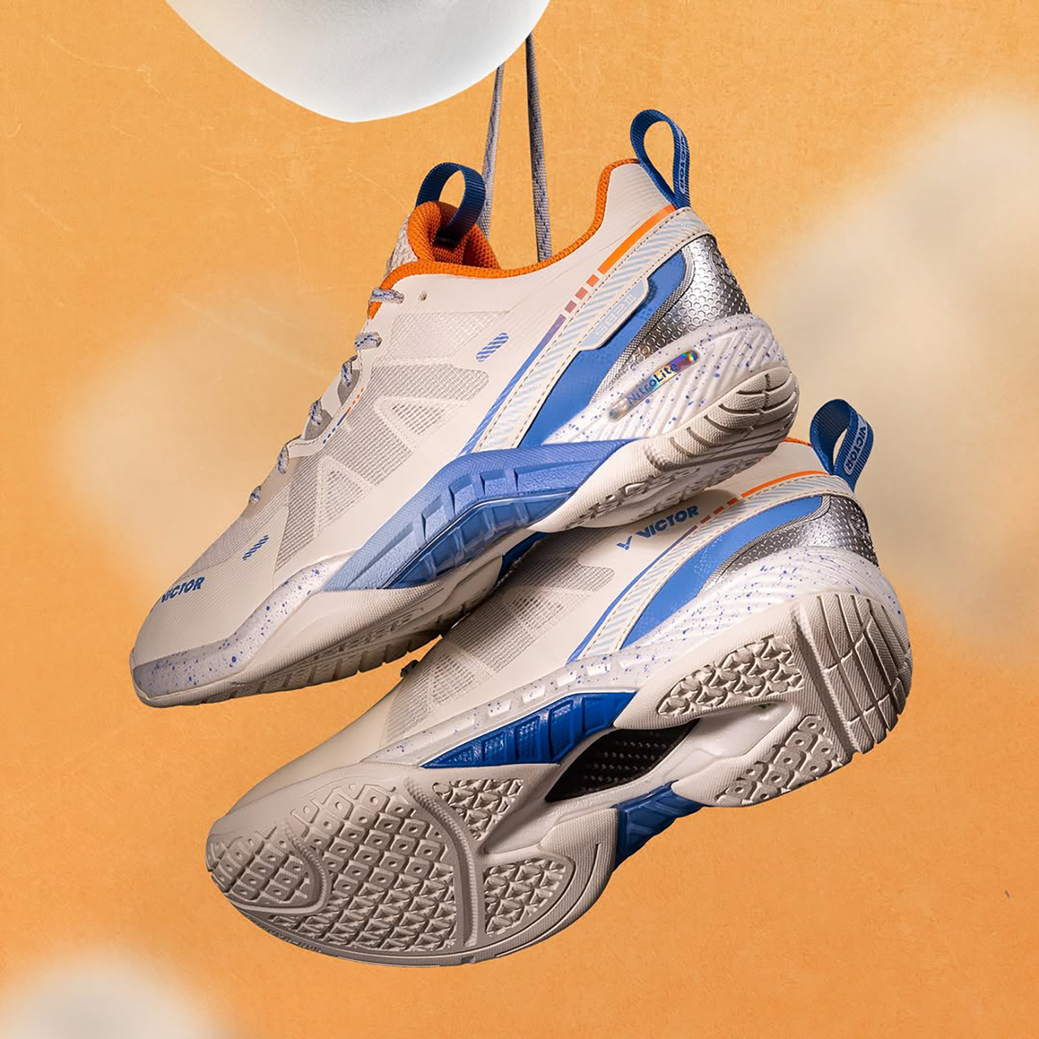 Victor S82III NitroLite Court Shoe S82IIINL-L (Moonlight White Victor S82III NitroLite Court Shoe S82IIINL-L (Moonlight White