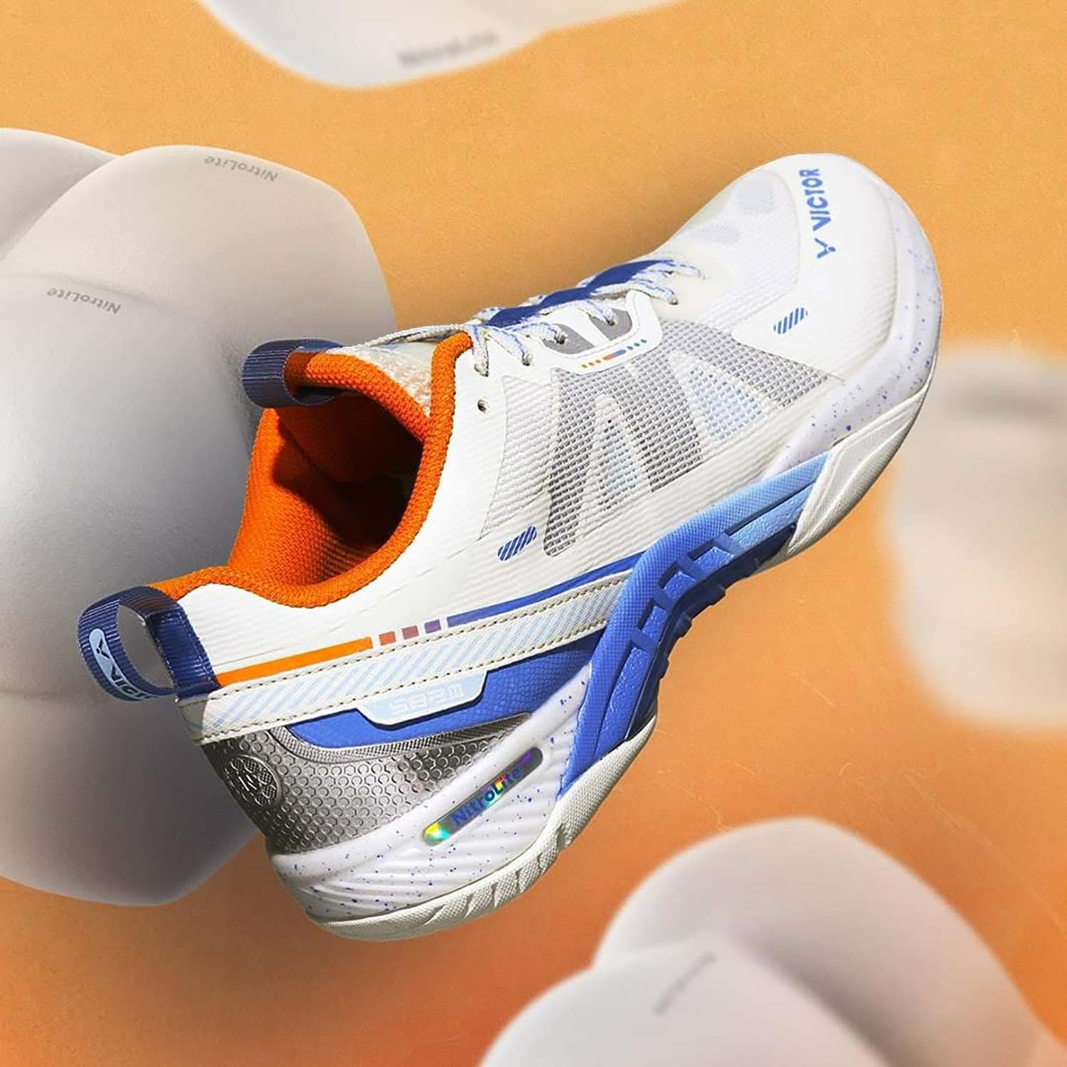 Victor S82III NitroLite Court Shoe S82IIINL-L (Moonlight White Victor S82III NitroLite Court Shoe S82IIINL-L (Moonlight White