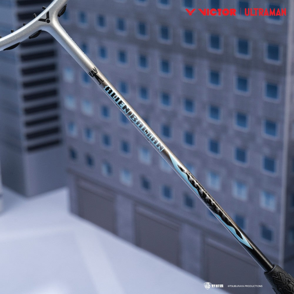 Victor x Ultraman AuraSpeed Alien Baltan Racket ARS-ALIENBALTAN-S (Glossy Silver) Shaft View