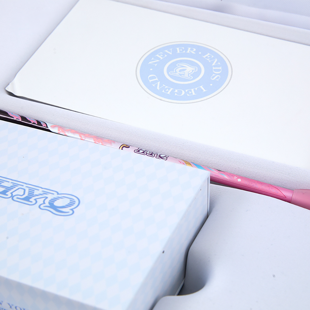 Victor x HYQ Collection 2.0 AuraSpeed Fantome F Racket Commemorative Gift Box (COMING SOON)