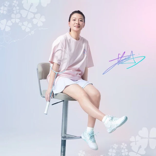 Victor x HYQ Collection P8500NLiteHYQ-AM Court Shoe (White/Quiet Tide) (COMING SOON)