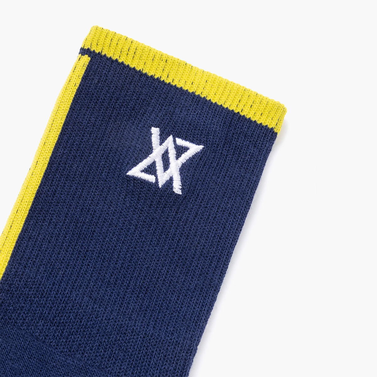 Yonex X Viktor Axelsen VA Men's Sport Crew Socks 19248YX (Dark Blue) M