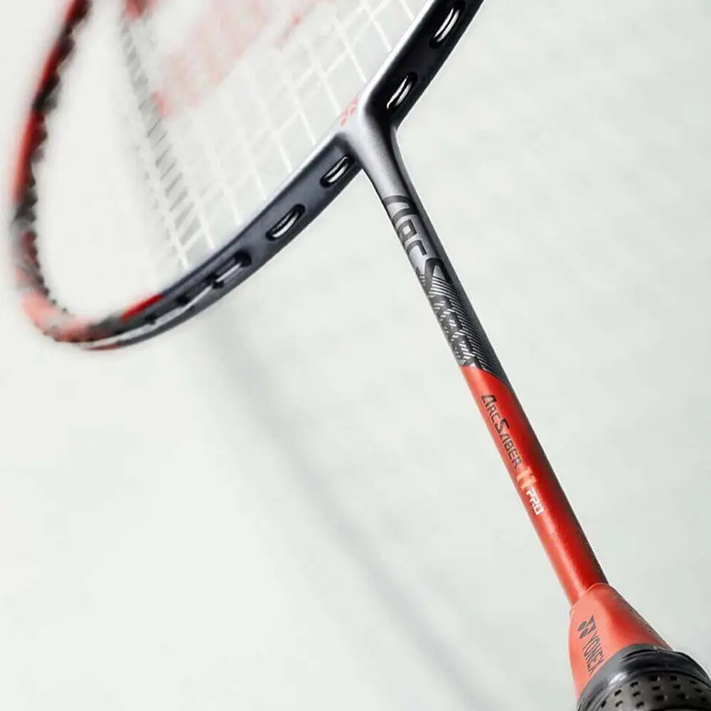 Yonex Arcsaber 11 Play (Grayish Pearl) (Pre-Strung Yonex Arcsaber 11 Play (Grayish Pearl) (Pre-Strung