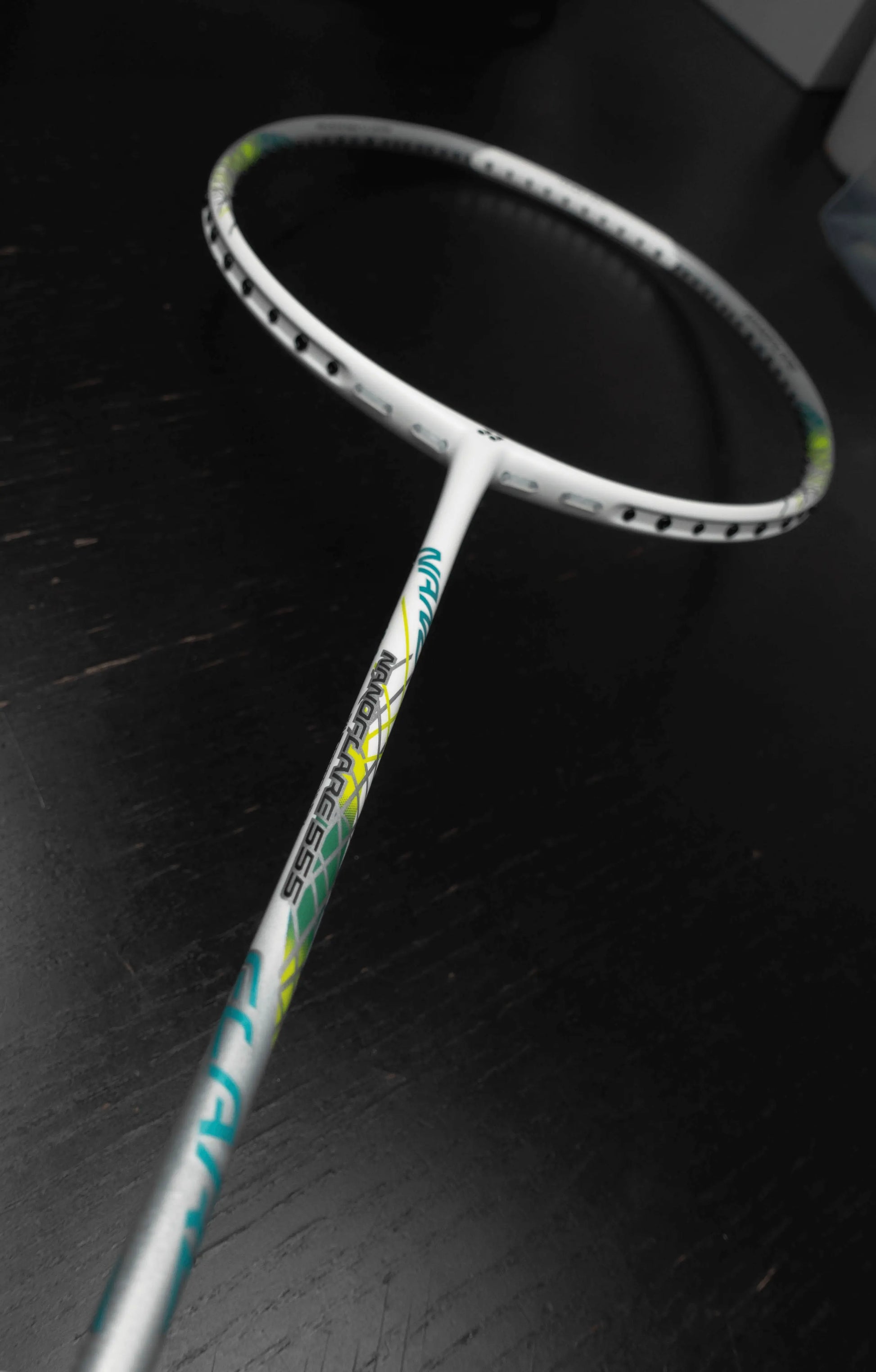 Yonex Nanoflare 555 (Matte White) Shaft to Head View