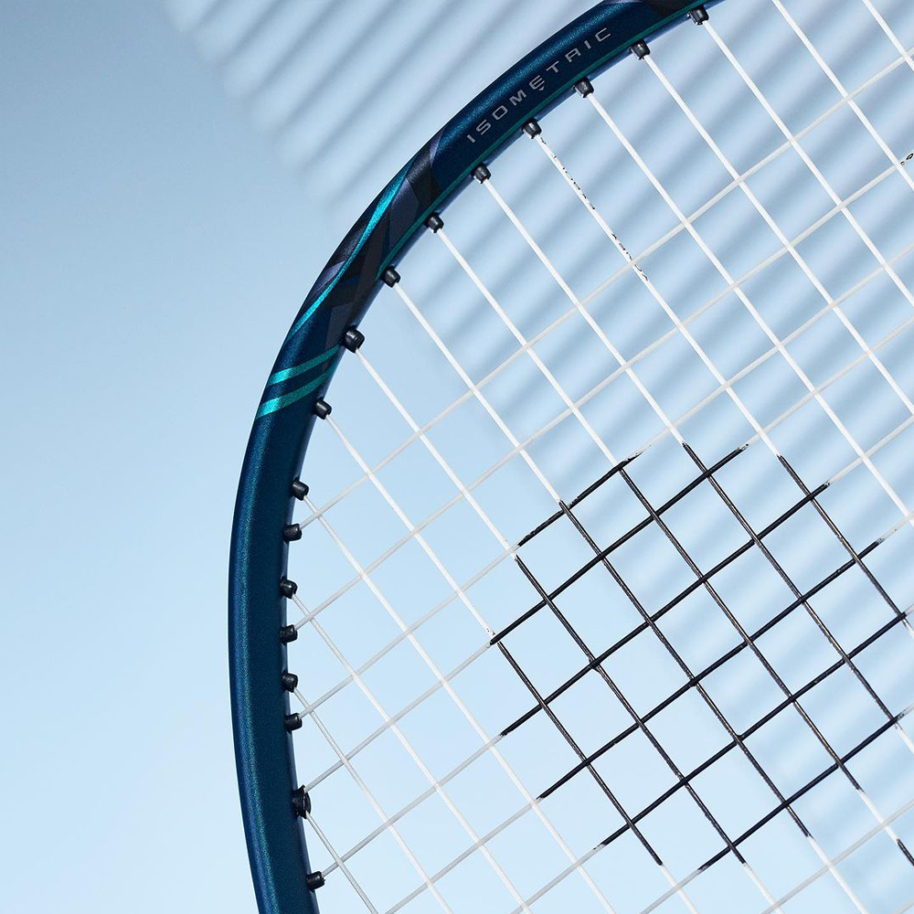 Yonex Nanoflare 800