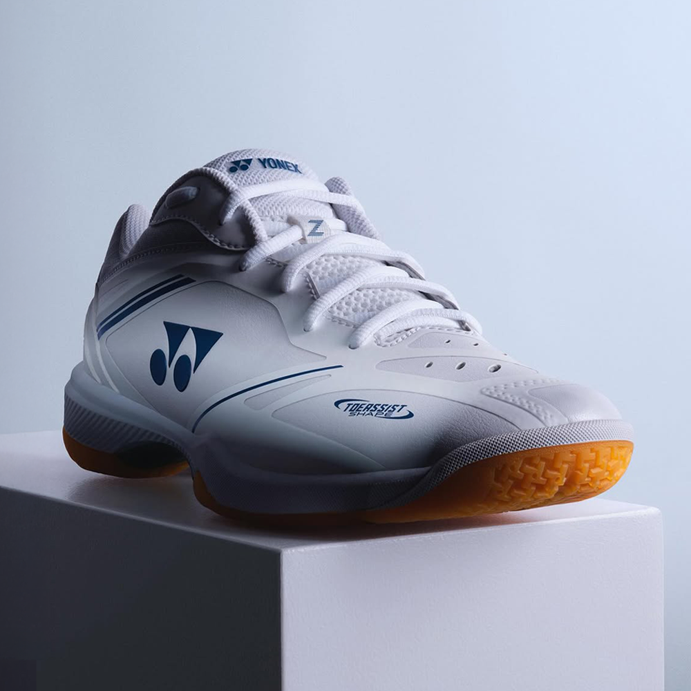 Yonex Power Cushion 65 Z4 Women's Shoe (White) Front View Poster