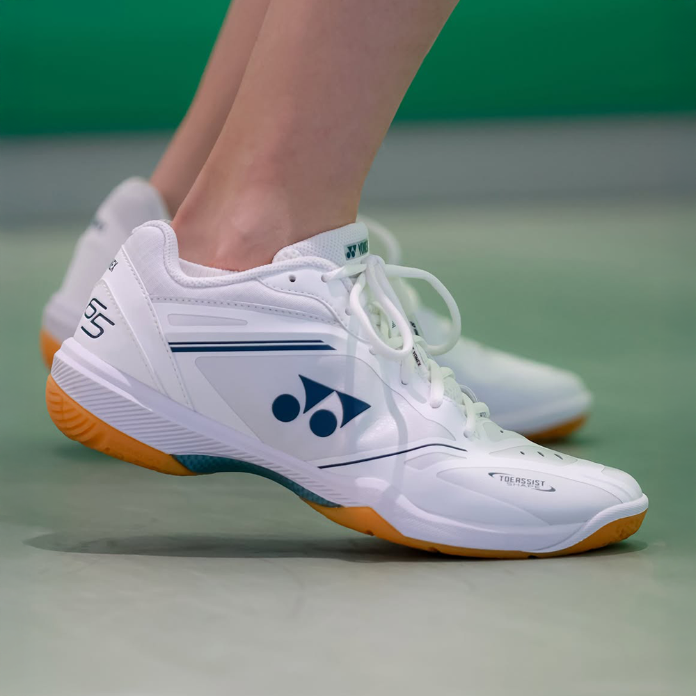 Yonex Power Cushion 65 Z4 Women's Shoe (White) Wearing View