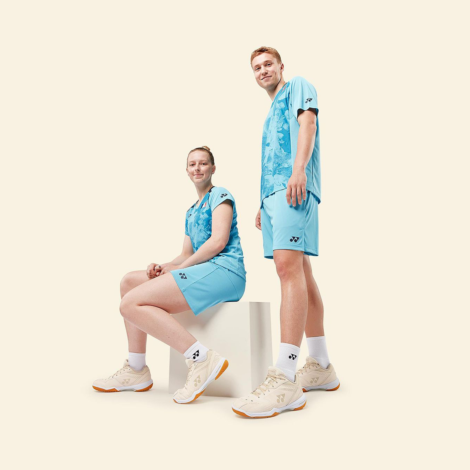Yonex Power Cushion 65 Z C90 Wide Unisex Limited Edition (Natural) Female and Male Athletes Wearing View