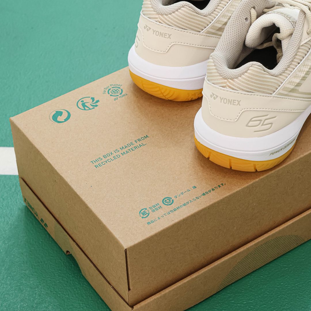 Yonex Power Cushion 65 Z C90 Wide Unisex Limited Edition (Natural) On the Box