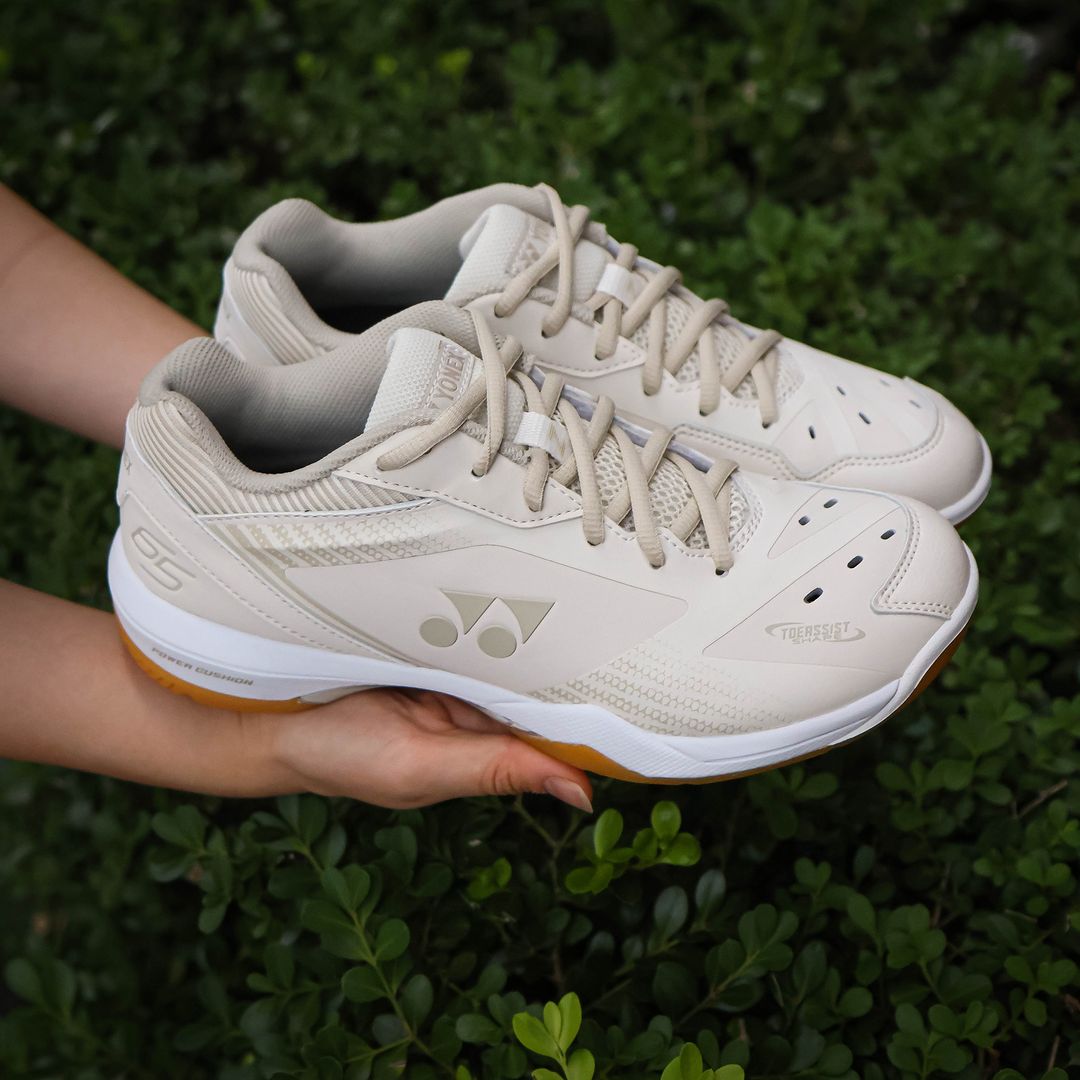 Yonex Power Cushion 65 Z C90 Women's Limited Edition (Natural) Shoe On Hand Side View