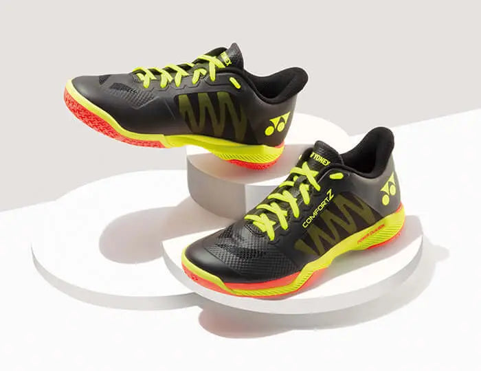 Yonex Power Cushion Comfort Z3 (Black) Display View