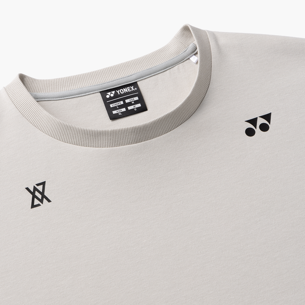 Yonex x Viktor Axelsen Unisex Sweat Shirt 30101GRB (Grayish Beige)