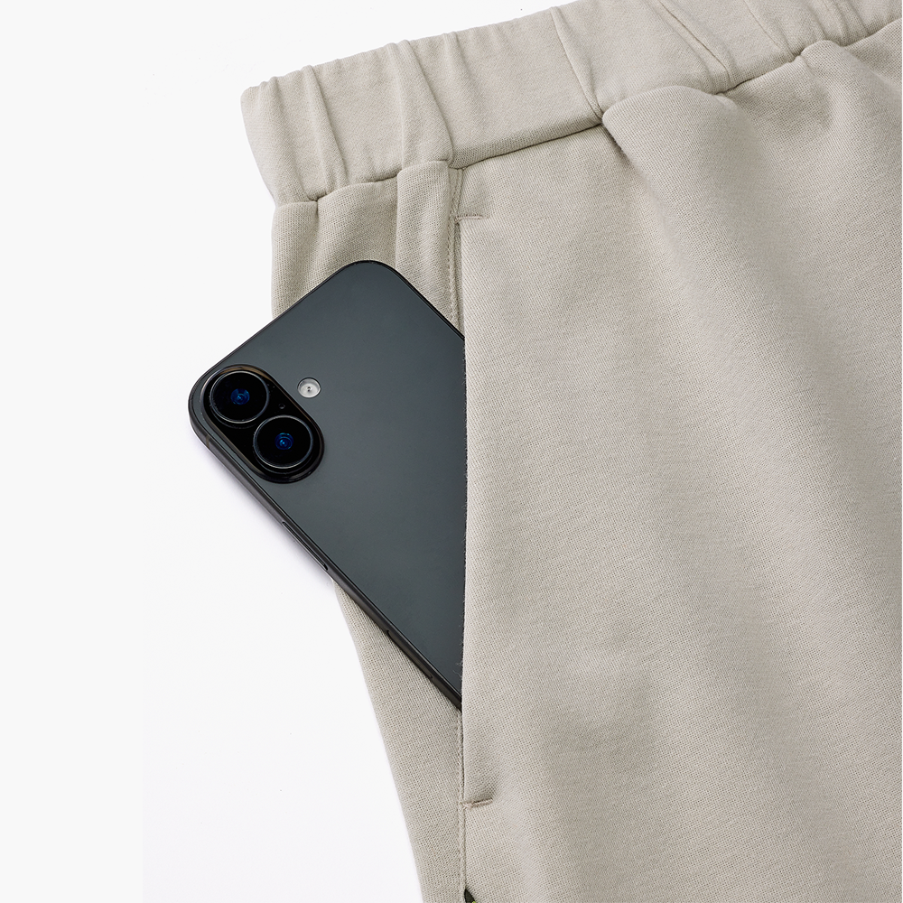 Yonex x Viktor Axelsen Unisex Sweat Shorts 30103GRB (Grayish Beige)