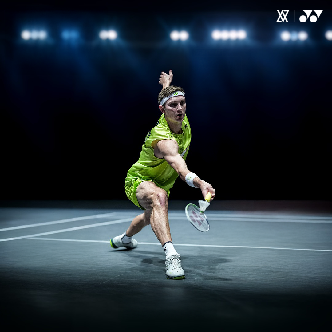 Yonex x Viktor Axelsen Women's Sport Crew Socks 19248W (White) S