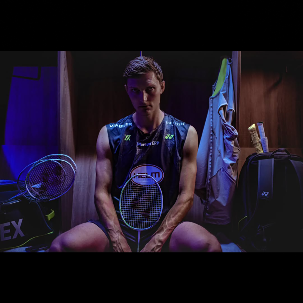 Yonex x Viktor Axelsen Astrox 100VA Tour Limited Edition (Dark Olive) (Astrox 100 VA Tour)