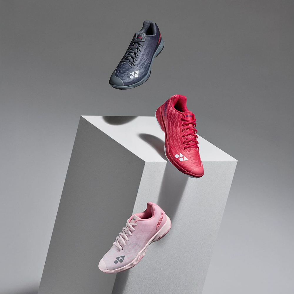 Yonex Aerus Z2 Wide Court Shoe (Dark Gray)